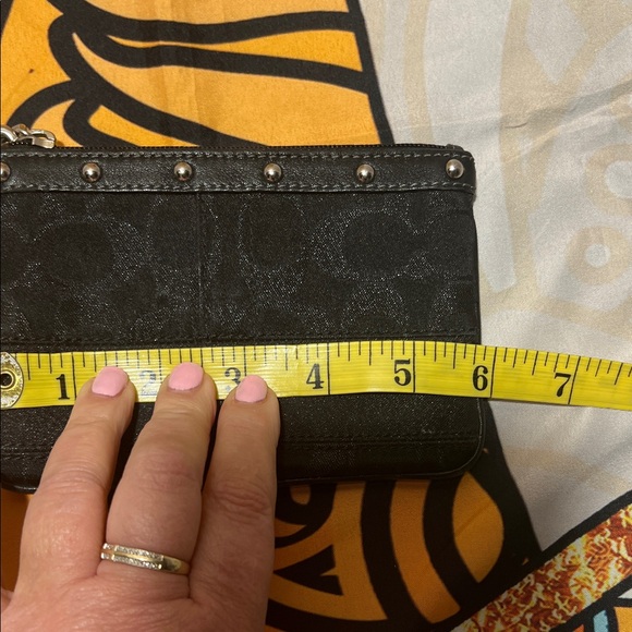 Coach Vintage Black Signature Jacquard Studded Wristlet. #42015 - Picture 10 of 11